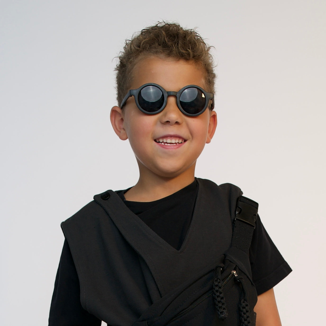 Foldable Black Sunglasses